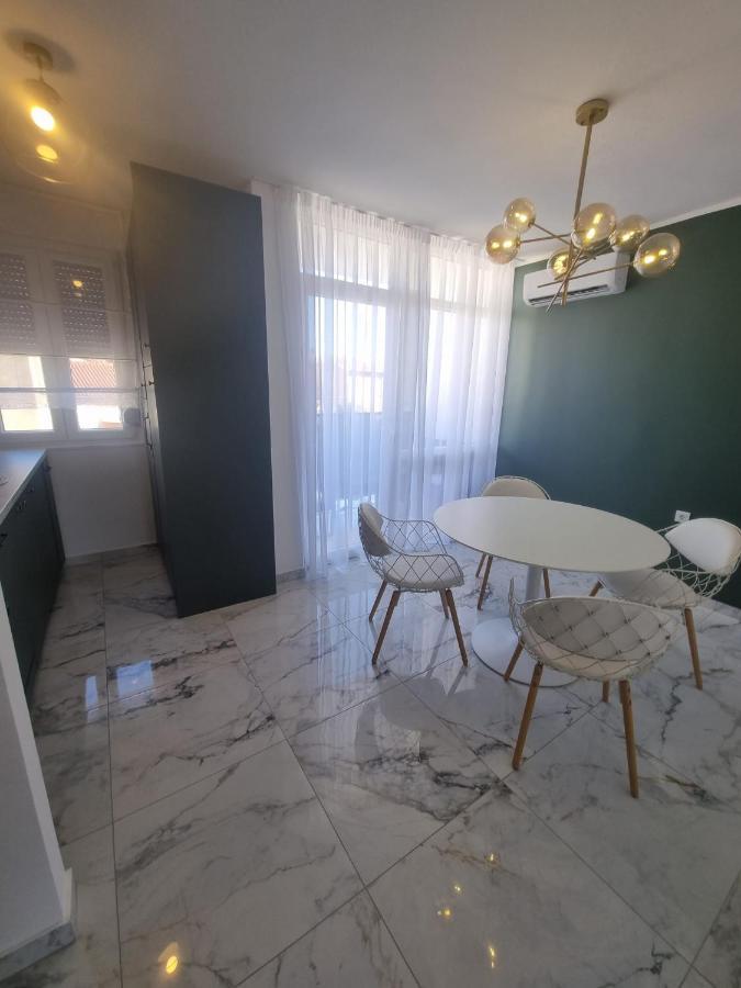 Apartment With View On City Marine Zadar Buitenkant foto