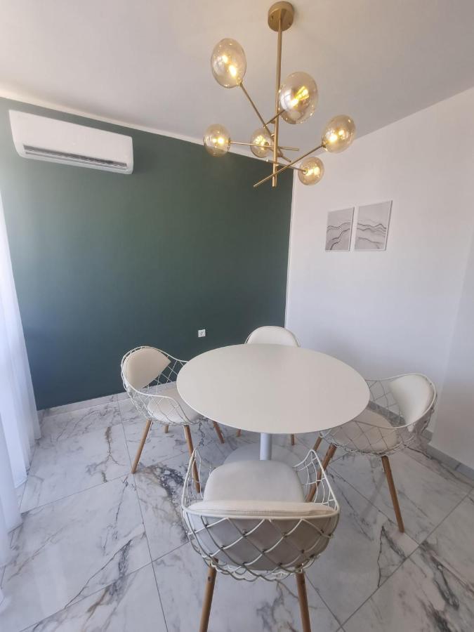 Apartment With View On City Marine Zadar Buitenkant foto