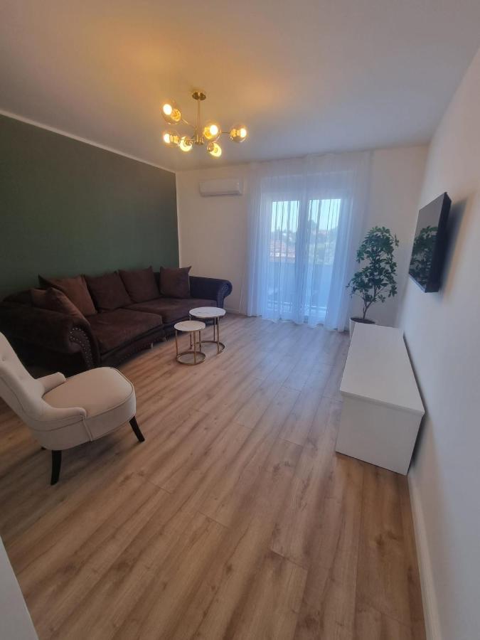 Apartment With View On City Marine Zadar Buitenkant foto